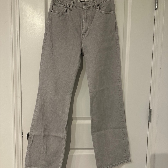 Abercrombie & Fitch Relaxed 90's Jeans - Picture 1 of 7